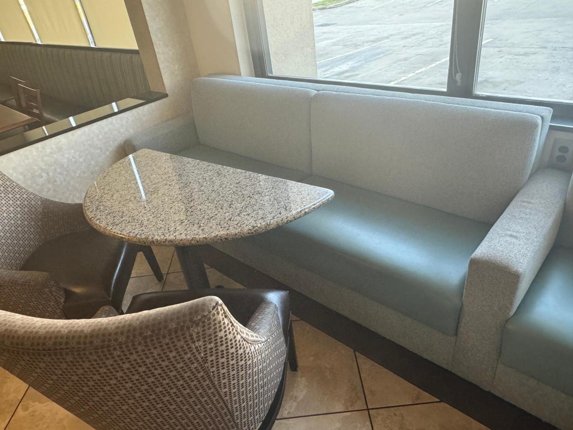 فندق Sonesta Essential Houston Hobby Airport المظهر الخارجي الصورة