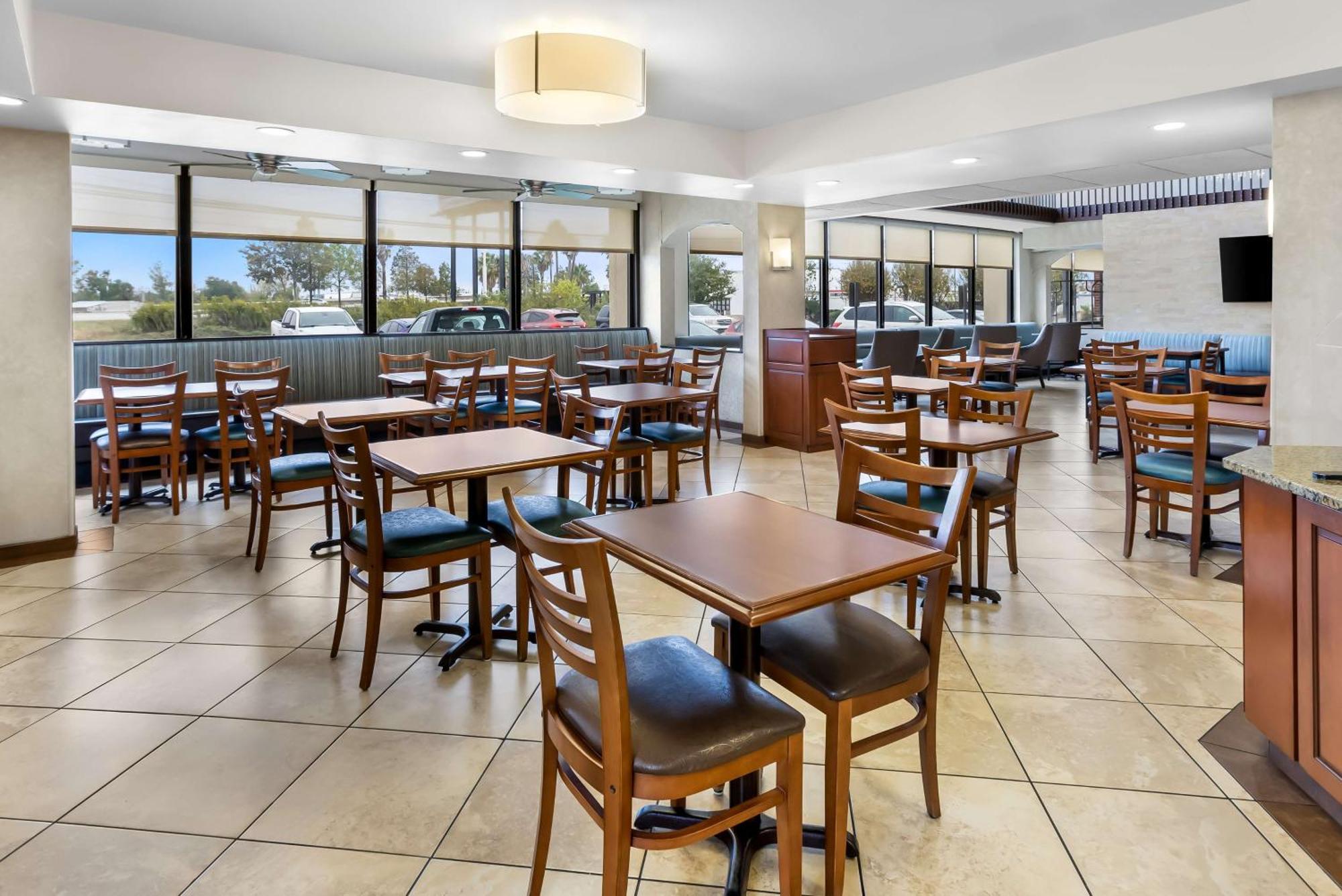 فندق Sonesta Essential Houston Hobby Airport المظهر الخارجي الصورة